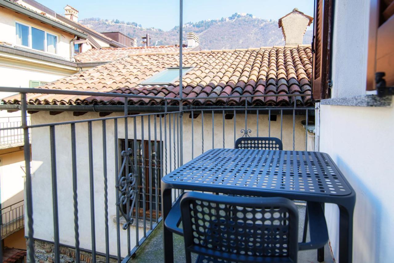 Barbablue Flat - The House Of Travelers Apartment Como Exterior foto